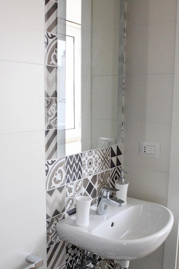 Ferienwohnung Dimora Grazia In Riva Al Mare Monopoli Exterior foto